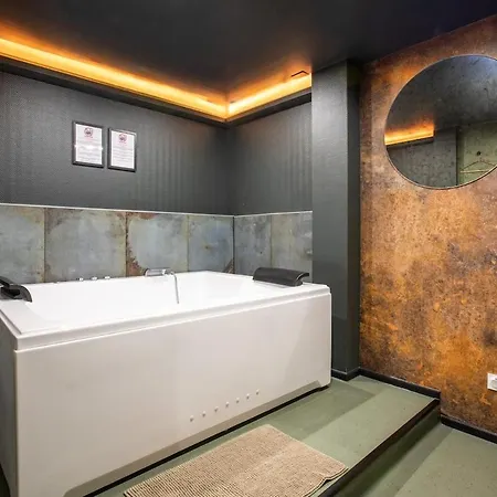 公寓 Ultra Deluxe Studio, Free Parking, Under Sea Experience