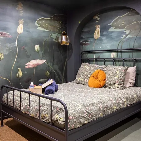 Ultra Deluxe Studio, Free Parking, Under Sea Experience Apartman *