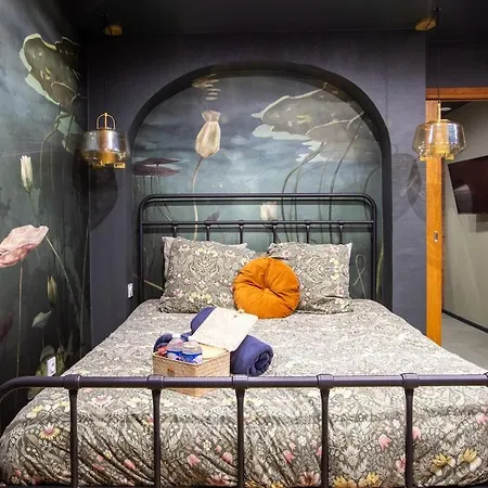 Ultra Deluxe Studio, Free Parking, Under Sea Experience * Mulhouse