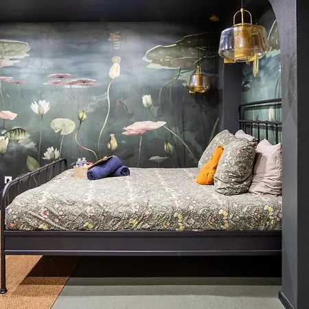 Ultra Deluxe Studio, Free Parking, Under Sea Experience Apartman Mulhouse