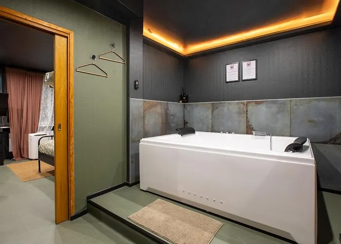 Ultra Deluxe Studio, Free Parking, Under Sea Experience *